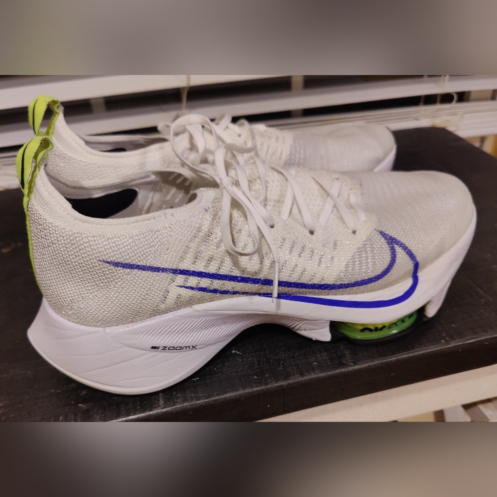 Nike Air Zoom Tempo Next%